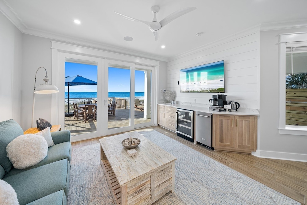 Blessing At Pier Park 6 Bedroom Home