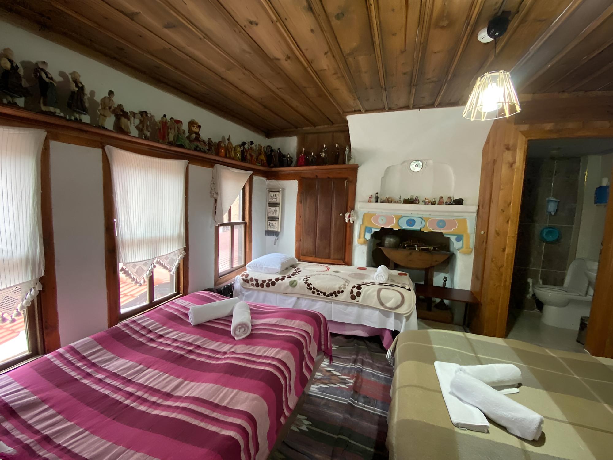 Photo 44