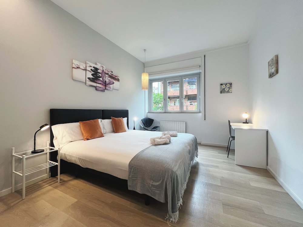Stay U-nique Apartments Sants