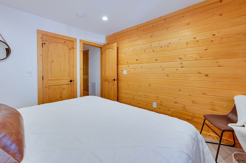 Hike, Bike & Atv: Munds Park Cabin!