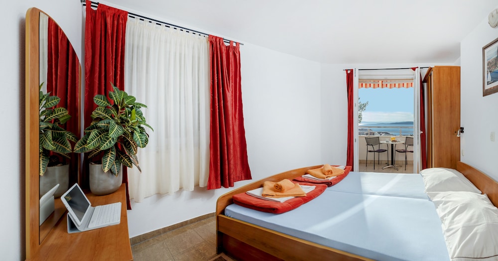 Apartments Vila Adrijana and Fitness Studio Wolf