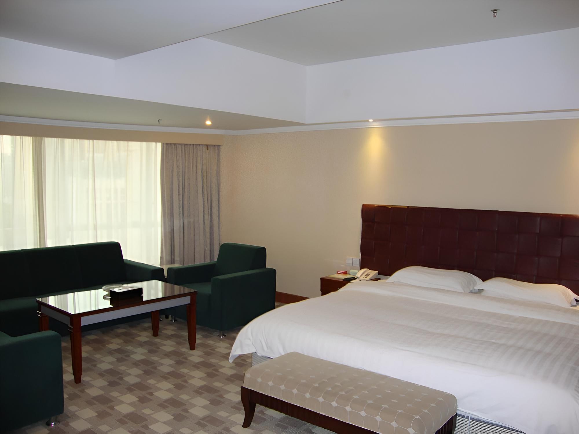 Huaweida Hotel
