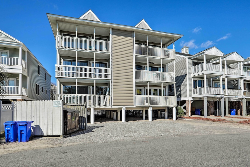 Walk to Surfside Beach: Studio w/ Covered Balcony view 5