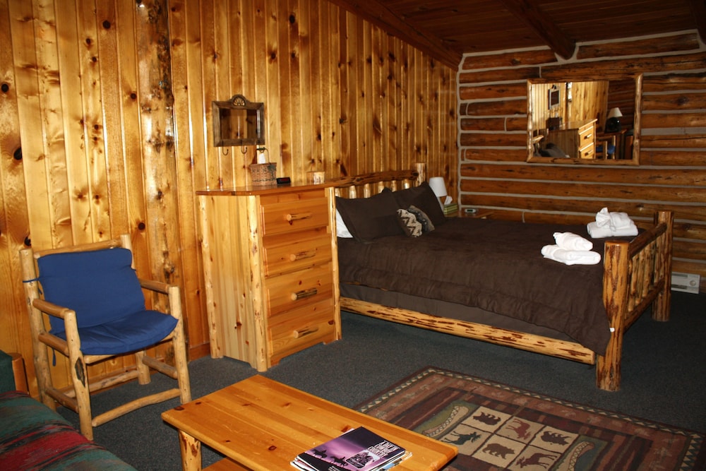 Moran Vacations - Heart 6 Ranch - Property Image 7