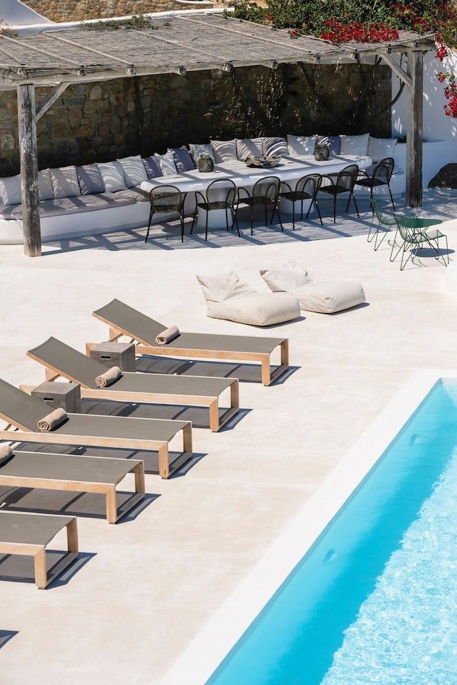 Luxury Villa With Stunning Views Above Kalo Livadi