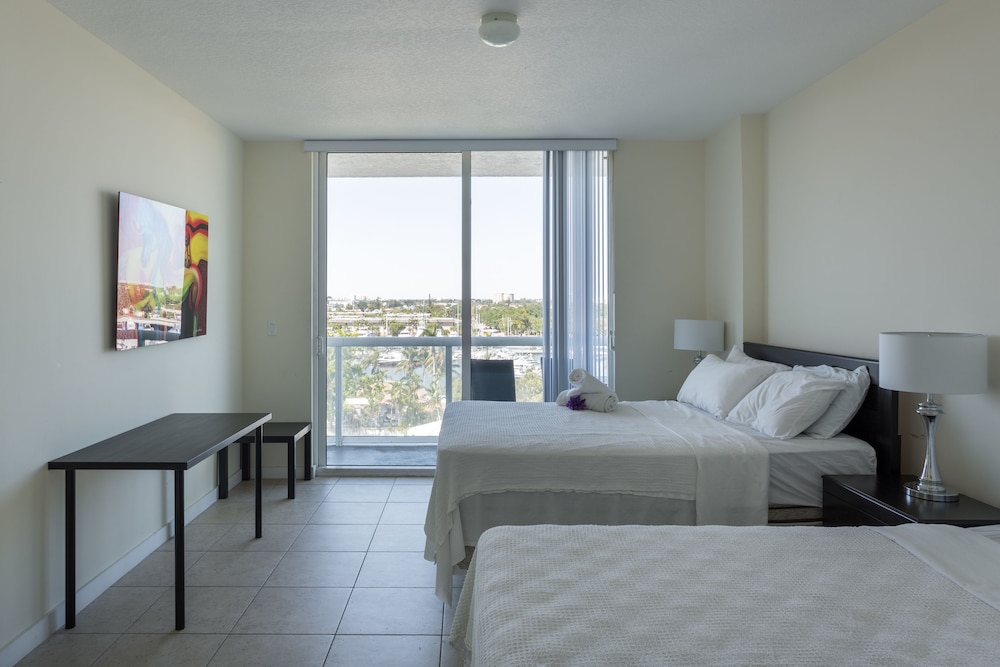 Oaks on the River Boutique Residences