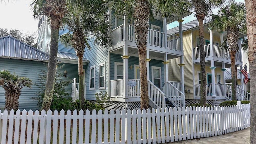Biglows Bungalow