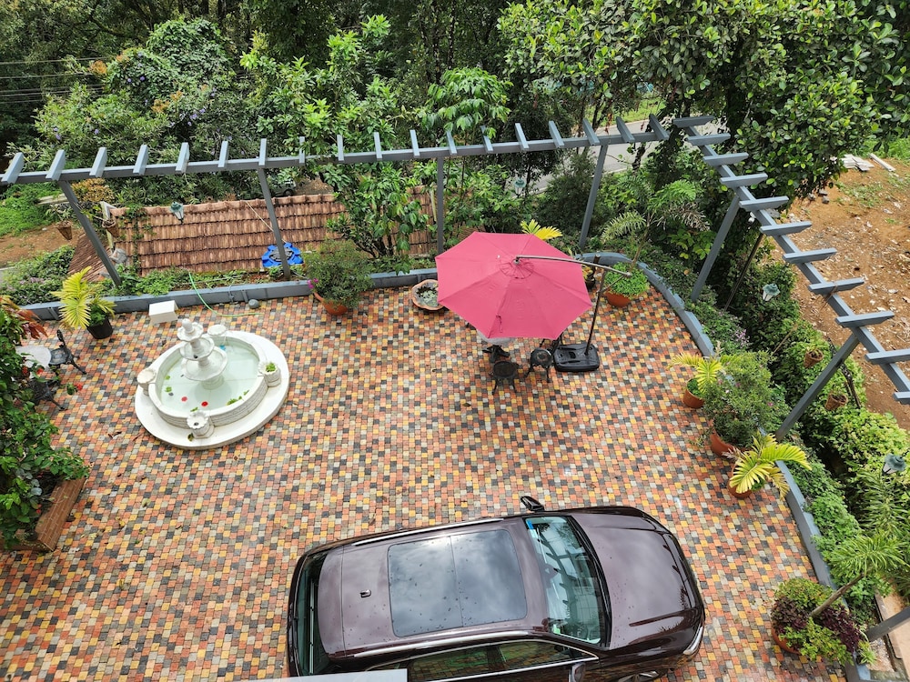 Kacholam Serviced Villa