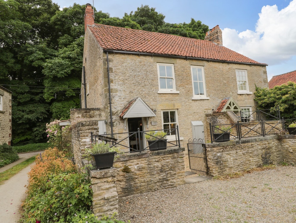 Snowdrop Cottage