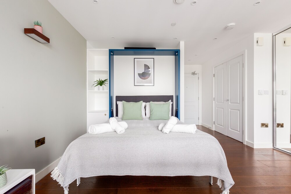 The Hackney Studio Penthouse