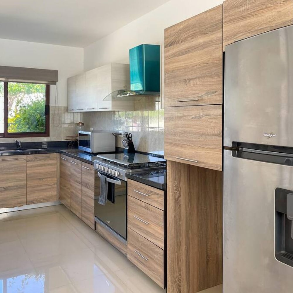 Prime Location House at Cerritos Great Price