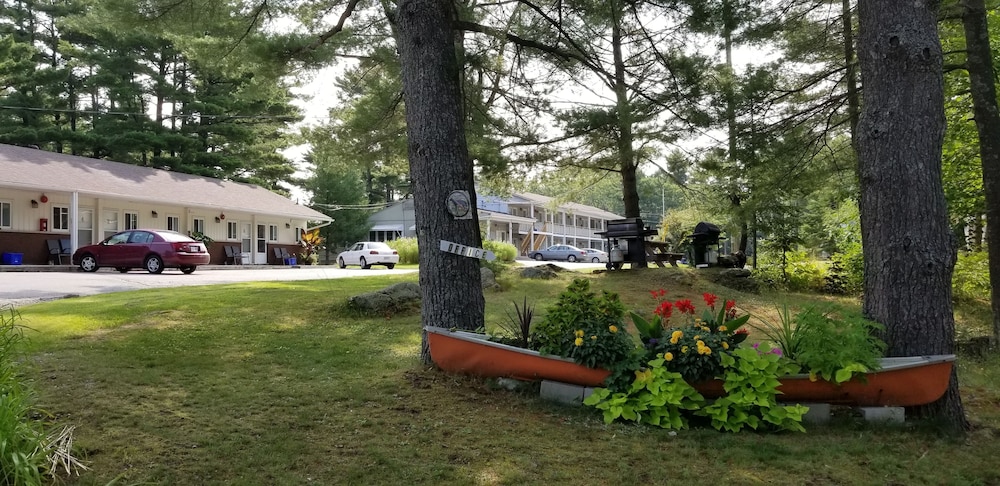 Pinedale Inn