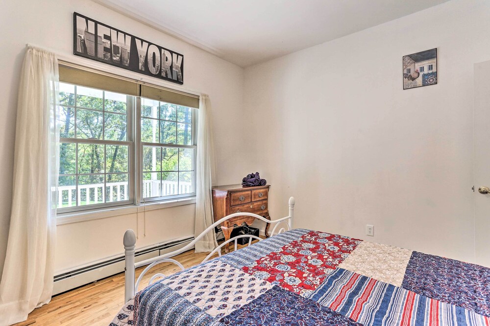 Pet-friendly Grand Pine Bush Retreat on 2 Acres! - Property Image 3