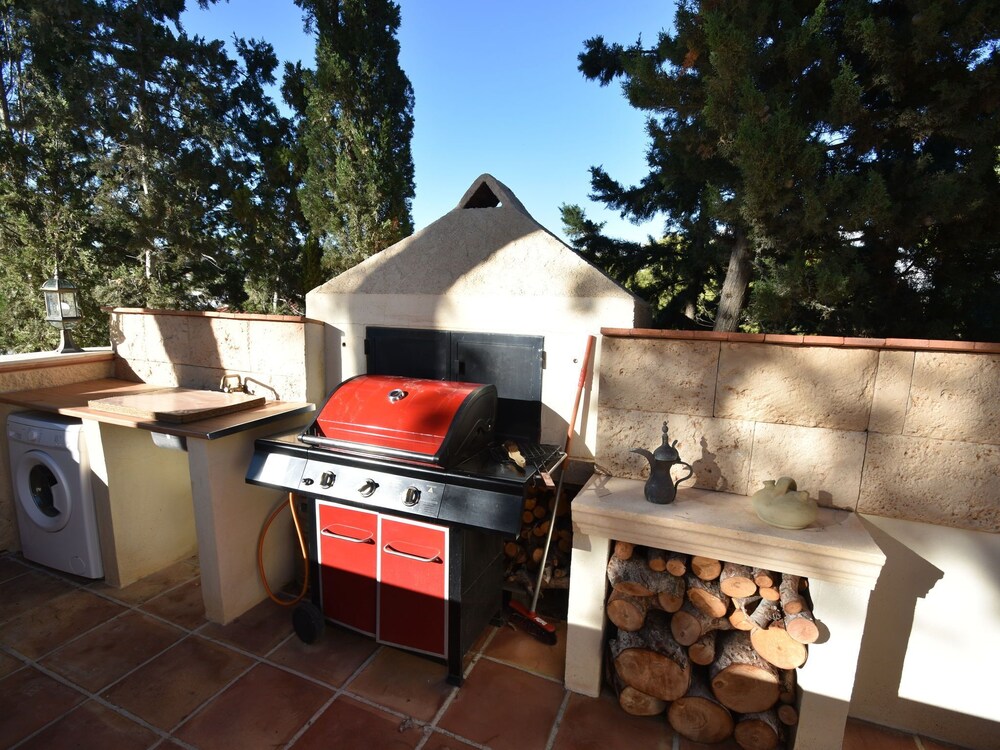 Sun-kissed Villa in Albir With Swimming Pool photo 3