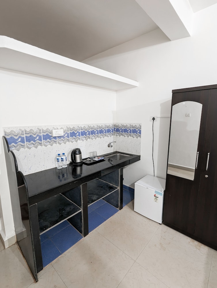 Swati Hotel