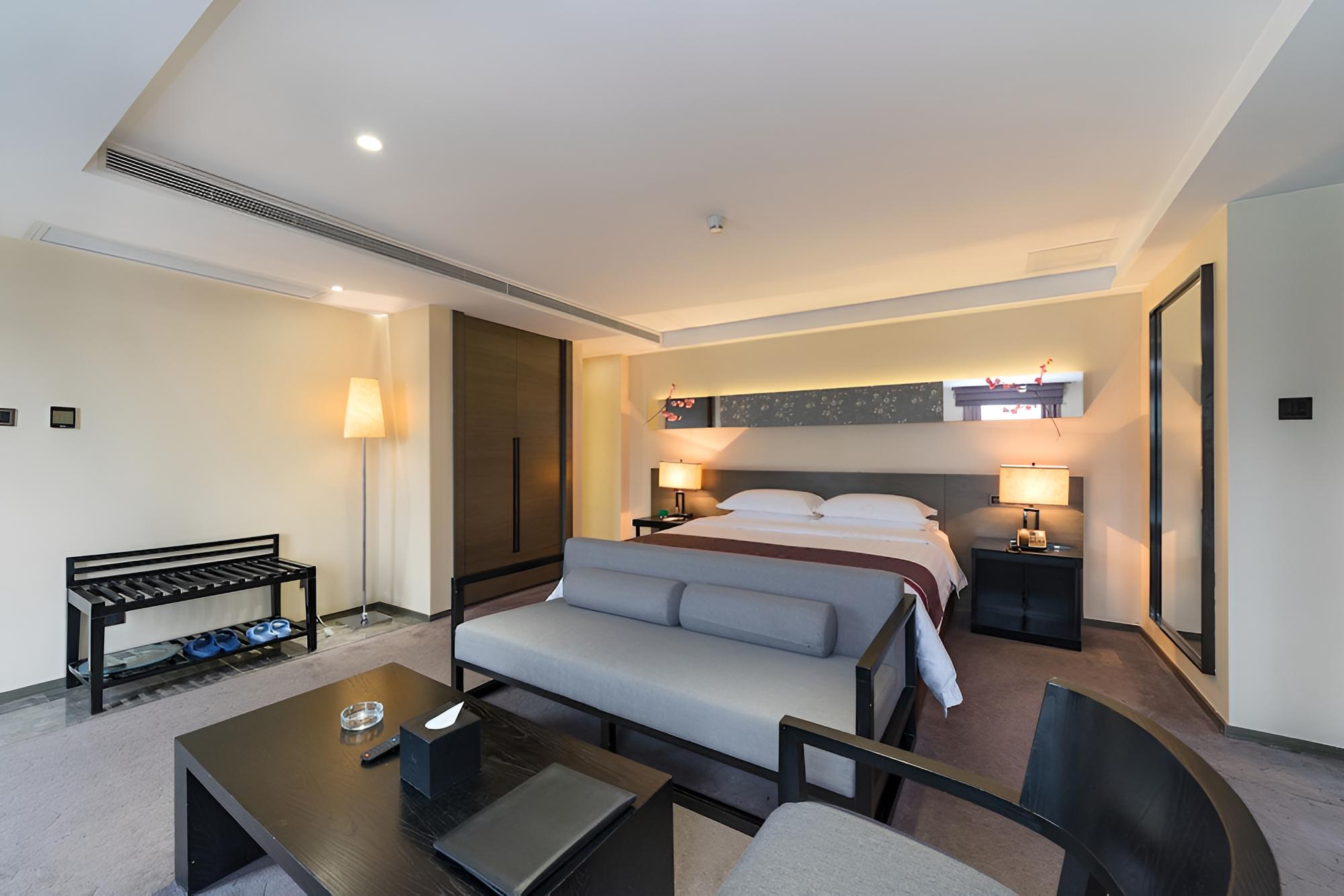 La Quay Hotel
