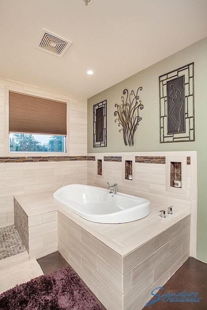 Urban Living By Signature Vacation Rentals