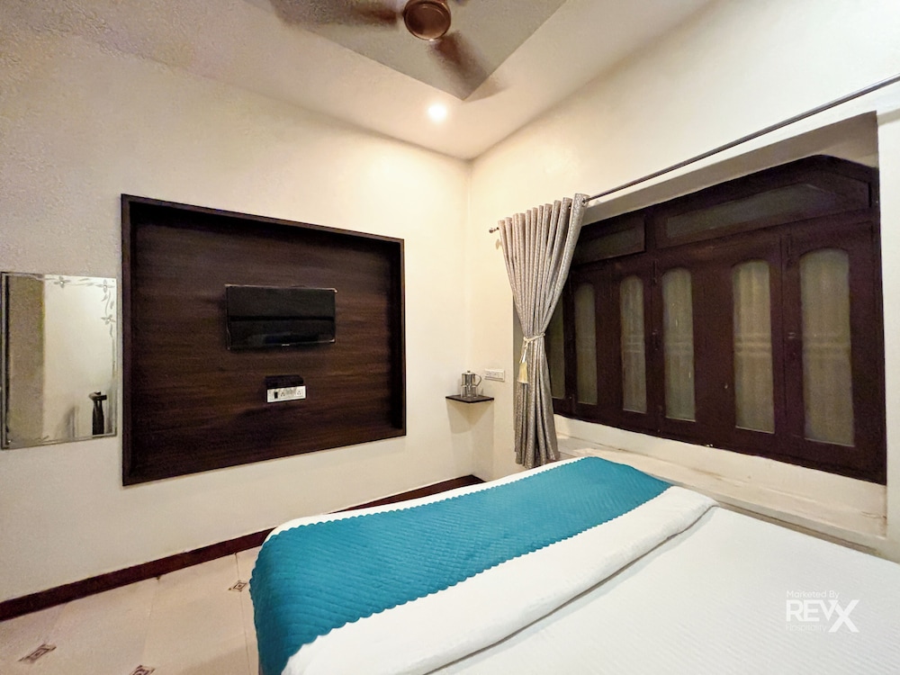 Hotel Diamond Palace