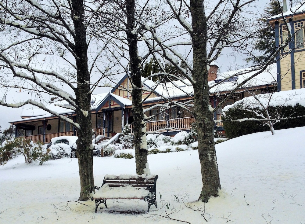 Bethany Manor Bed & Breakfast