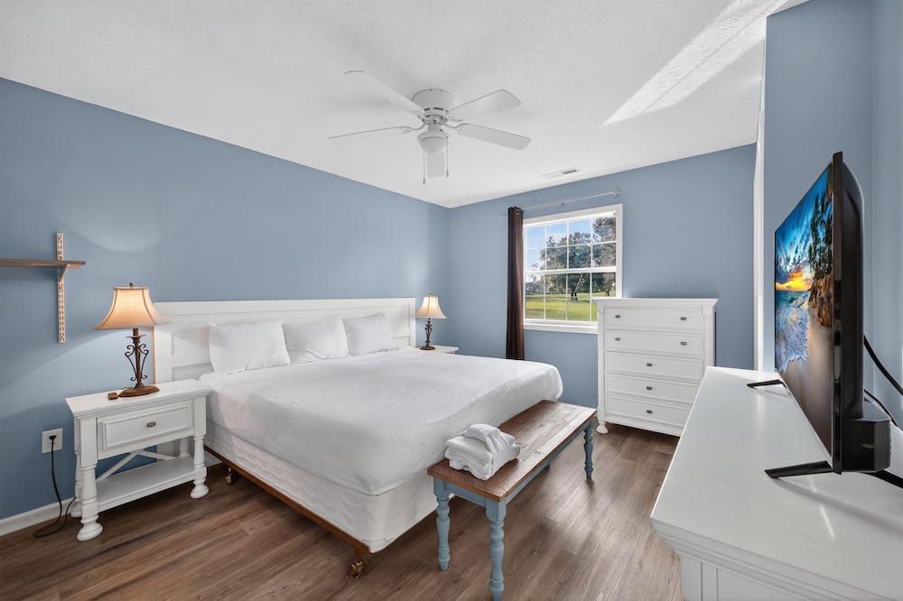River Oaks 5c 2 Bedroom Condo