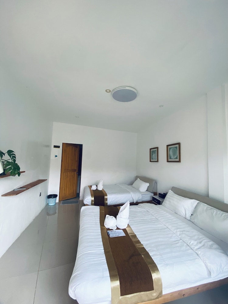 Green Mango Resort