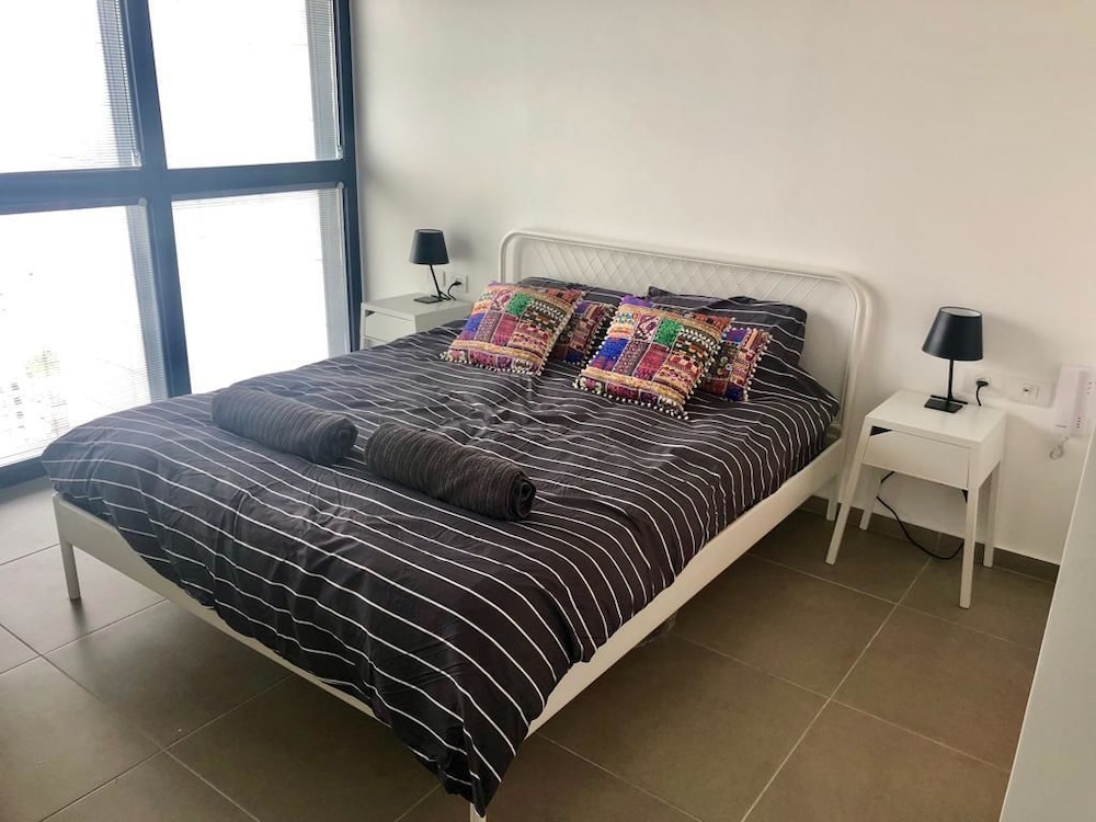 Luxury Apartment Best Location Beach View view 4