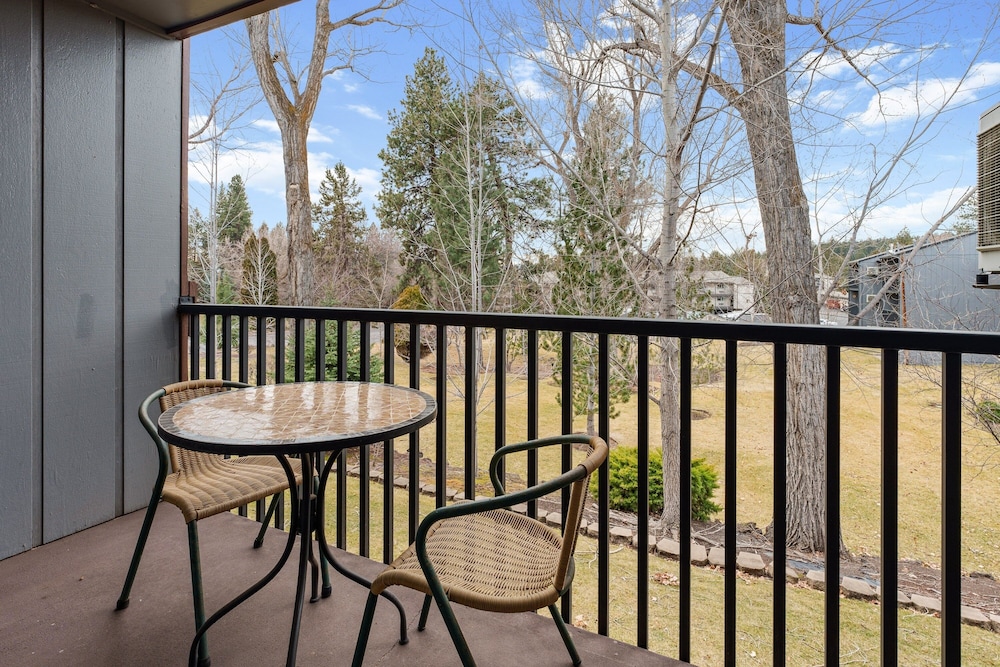 1565 Nw Wall St 144/145 1 Bedroom Condo