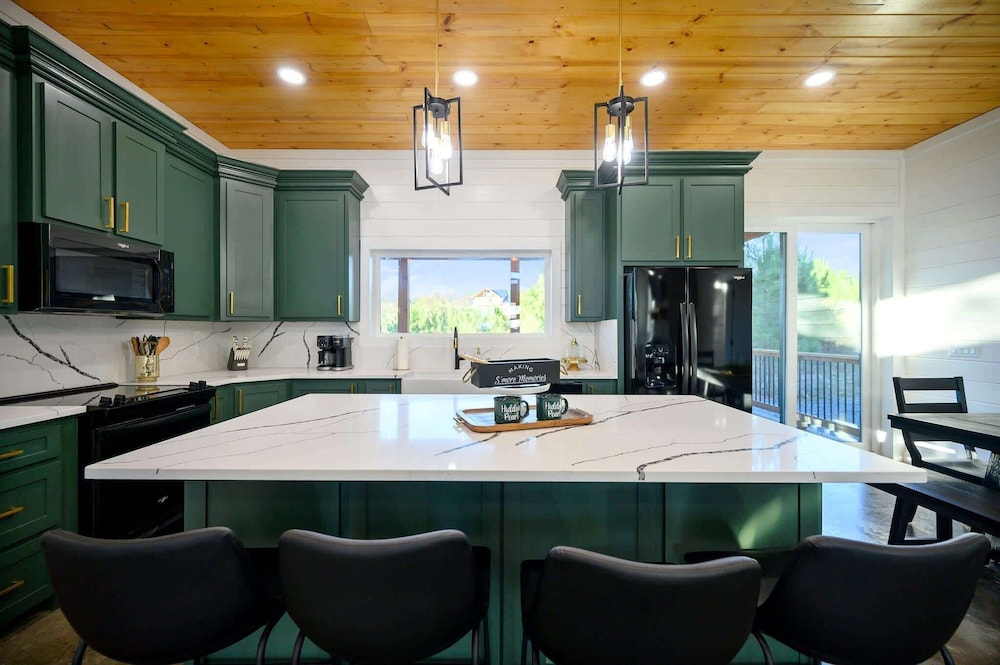 New, Modern, Bunk Room, Game Room, Playground, Hot tub