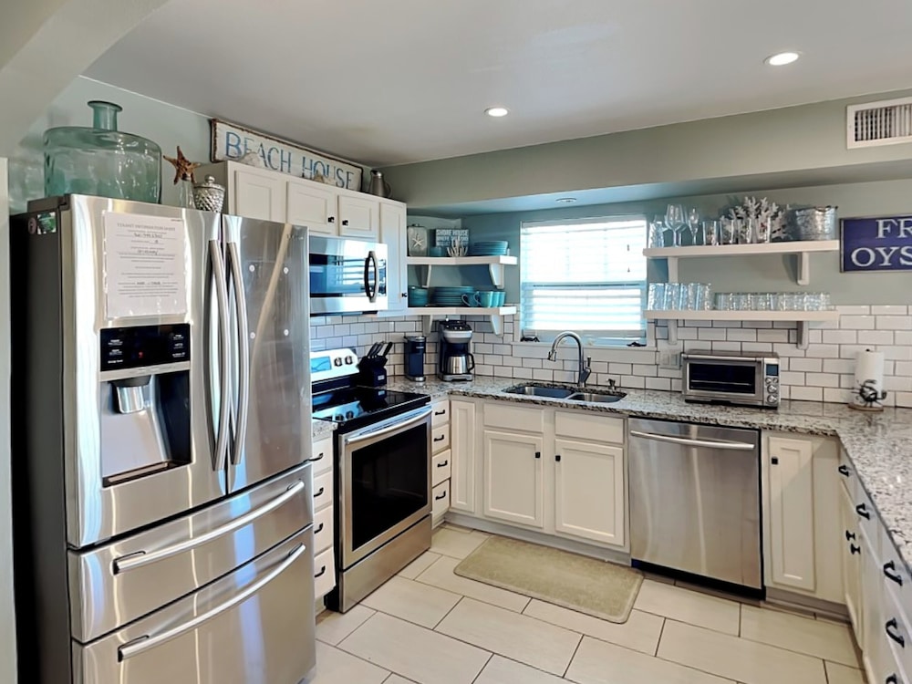 Sugar Shack by Silver Sands Vacation Rentals