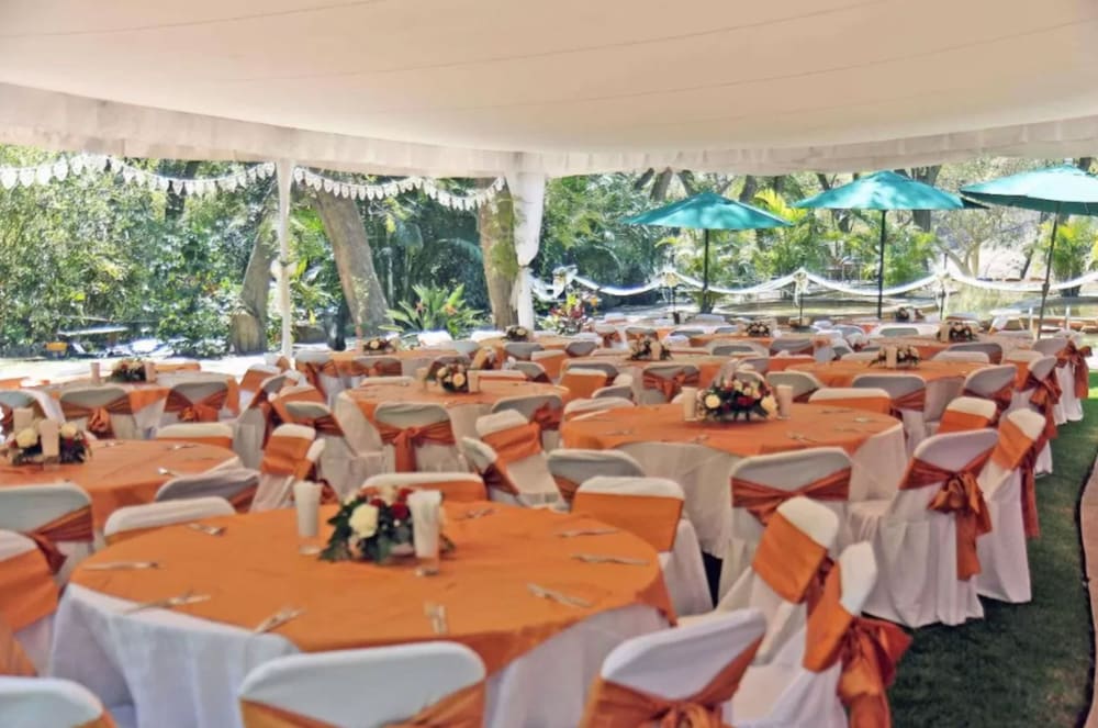 meeting & event spaces