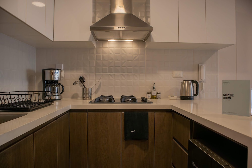 w Gorgeous 1BR w Terrace in Miraflores