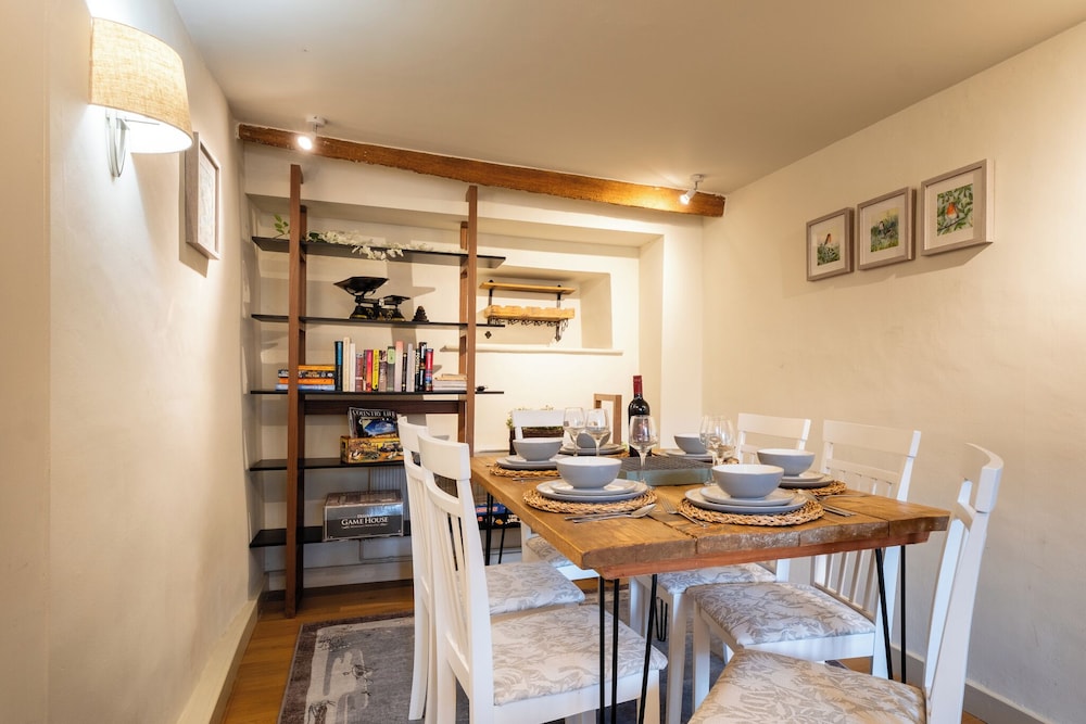 Beautiful Cottage in the Cotswolds