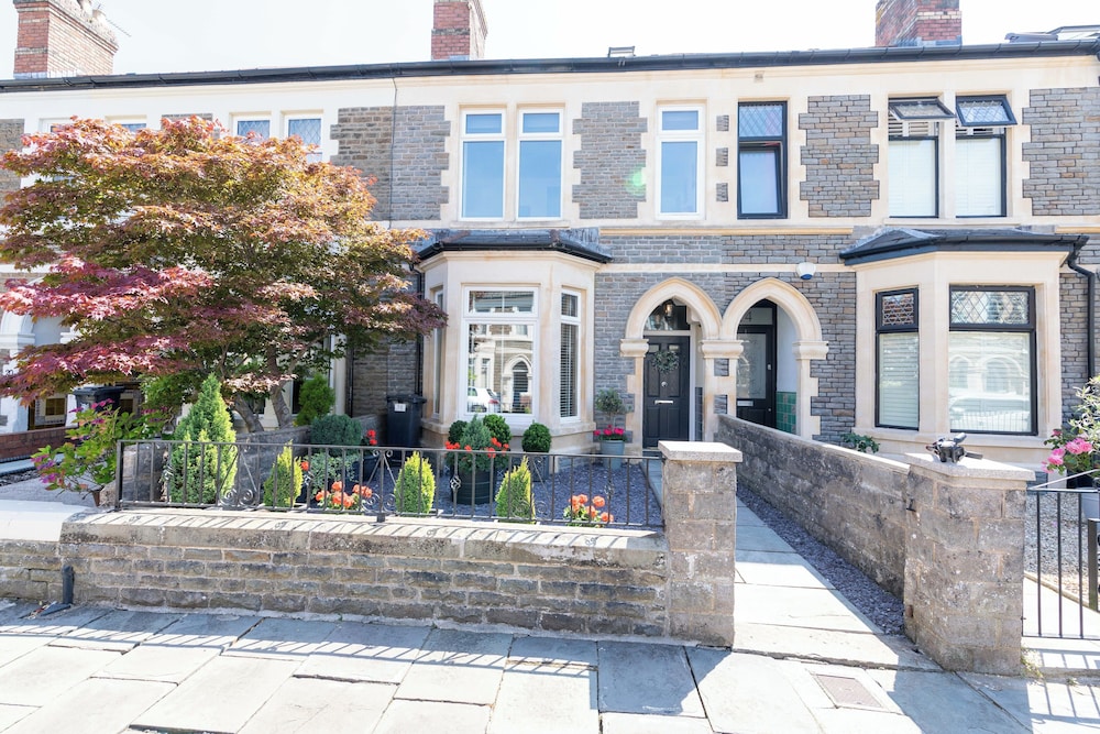 3 Bed Duplex in Central Pontcanna