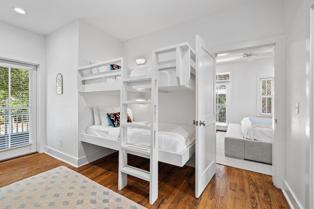 Across From the Pool & 3 Minutes to Deeded Beach in Old Seacrest: Sleeps 12 view 2