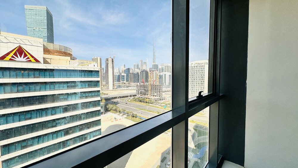 Upscale Studio Apartment Palm View with Big Balcony Free Parking by Belvilla