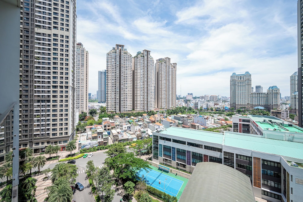 Vinhomes Central Park Apartment by Hava