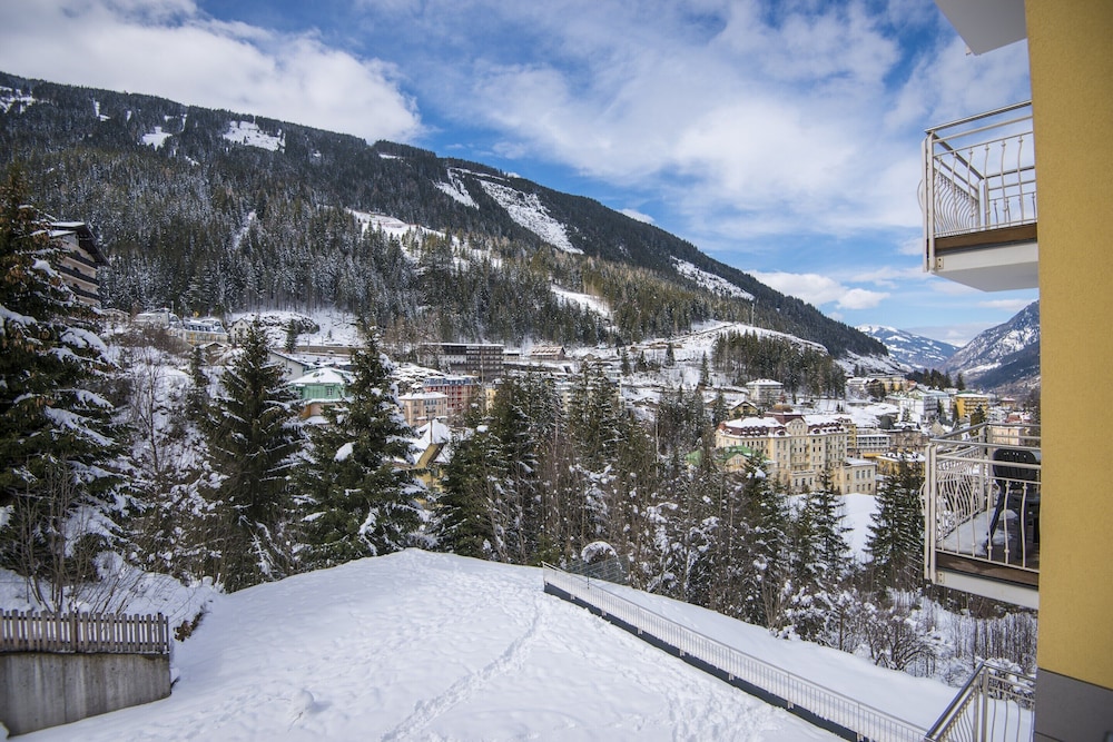 Apartment Bad Gastein Near Ski Lifts