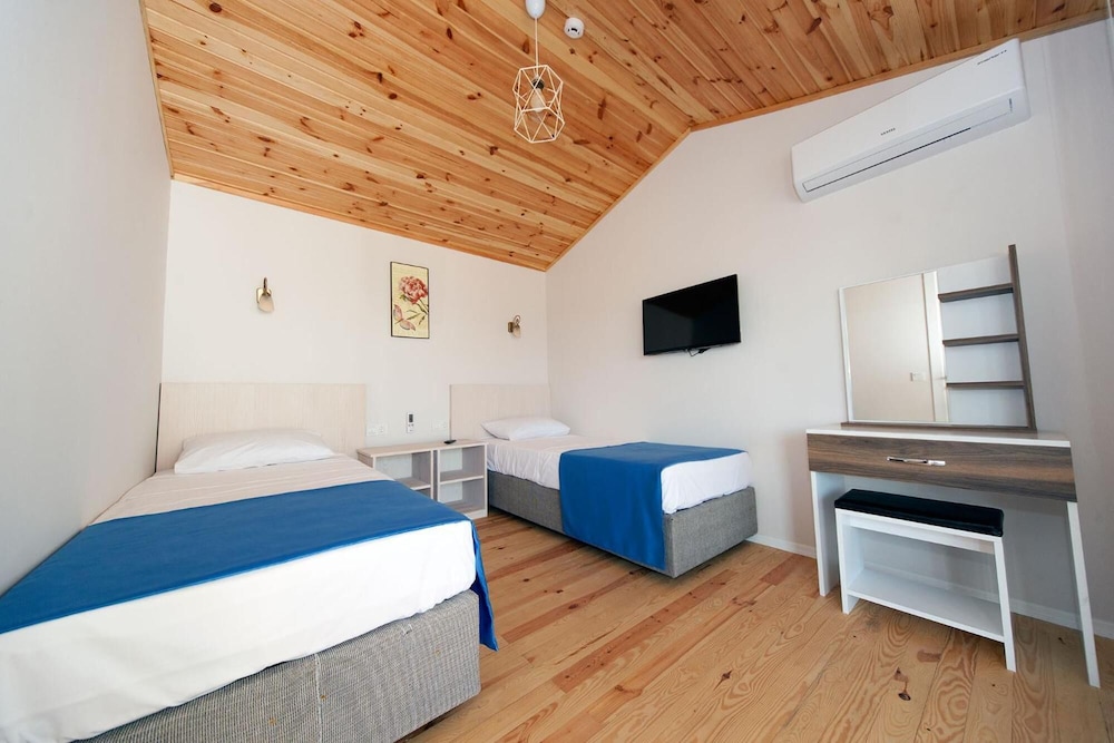 Metin's Gumusluk - Image 22