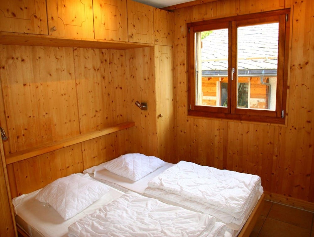 Cozy Apartment With Rhone Valley View