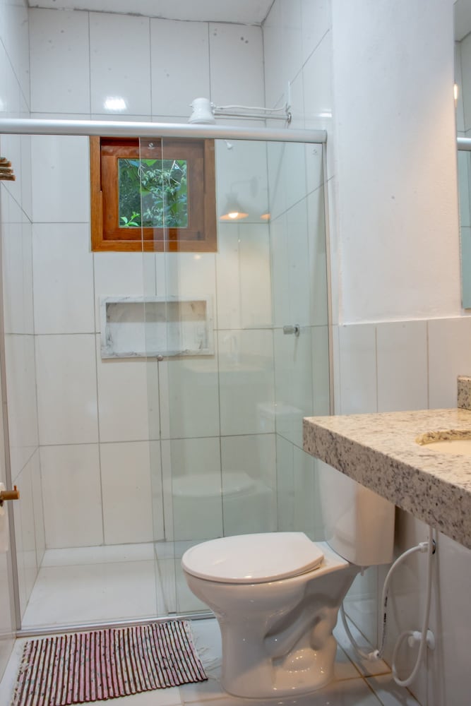 Suite Recanto dos Macacos - Quarto 1