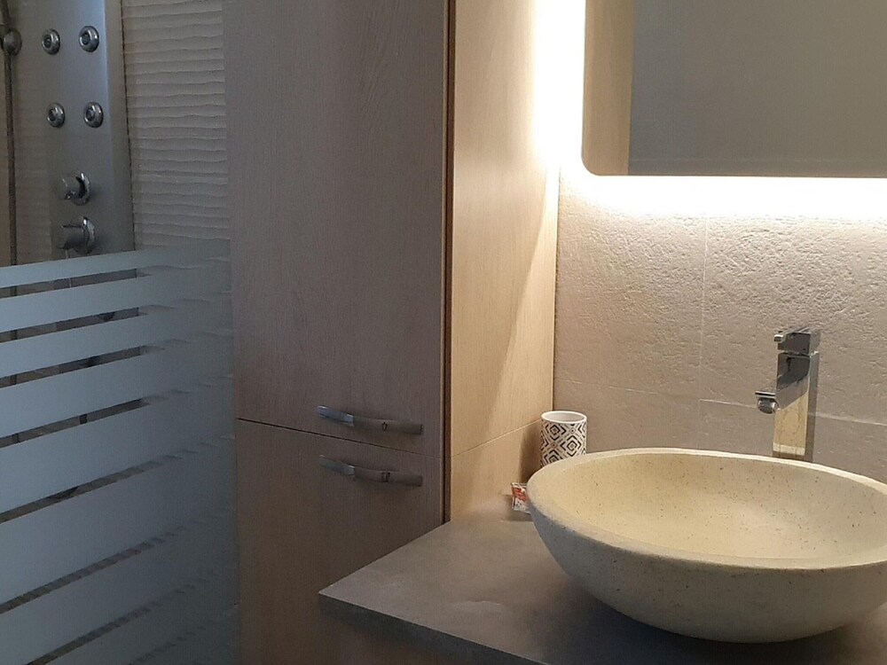Villa in Lorgues With Private Pool