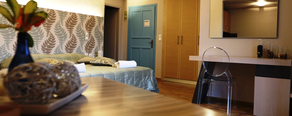 LASSIA STUDIOS photo 2