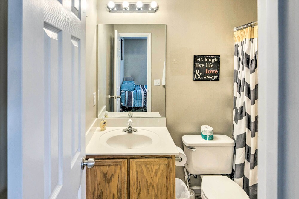 La Vergne Townhome: 22 Mi to Dtwn Nashville! - Property Image 14