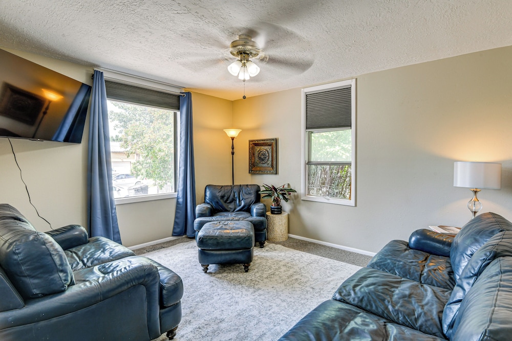 17 Mi to Bear Lake: Lovely Family Home!
