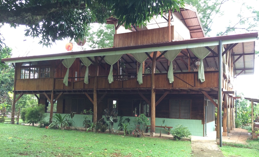 Hotel A Little Paradise - Image 1