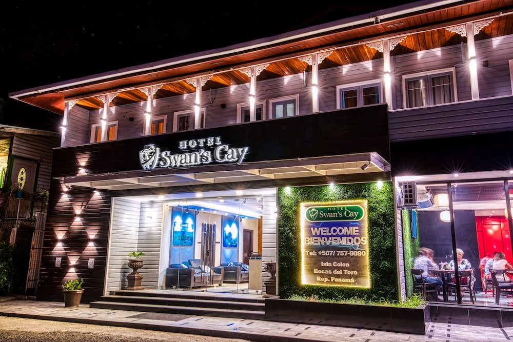 Hotel Swan's Cay - Image 1