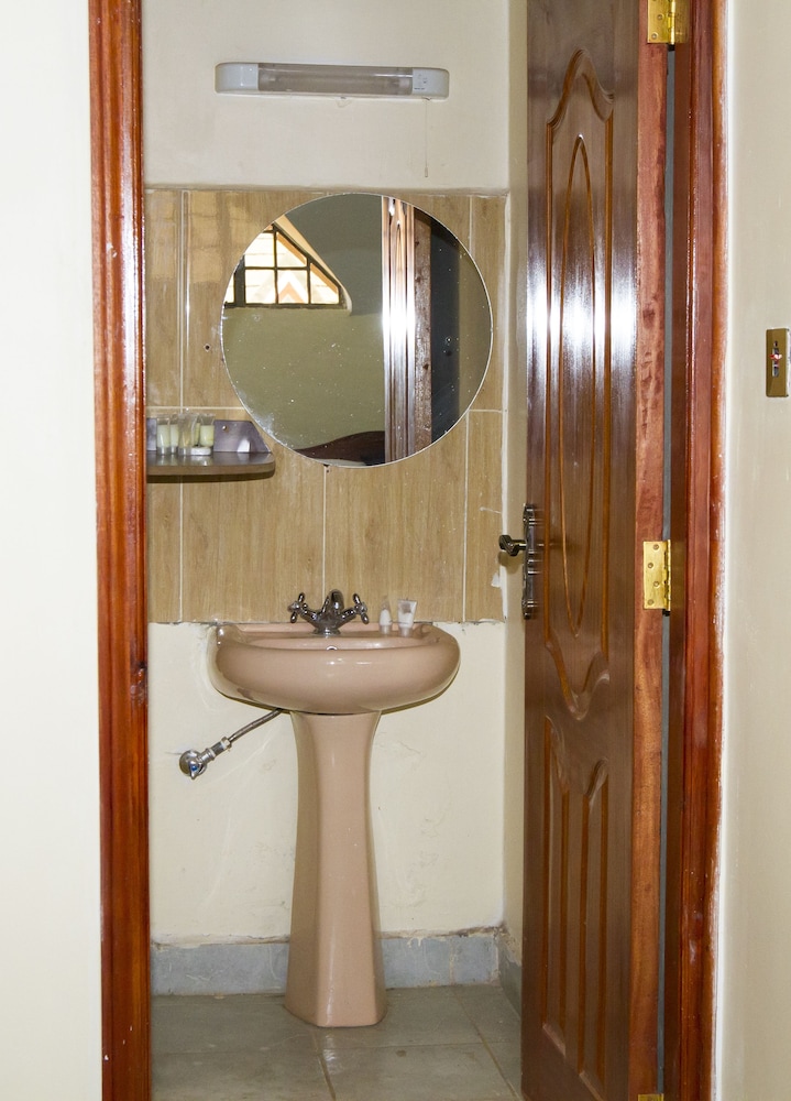 Stanjo Karen Suites view 2