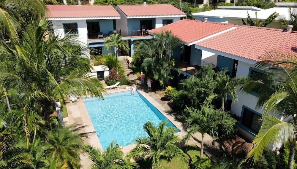 Minimalist Condo with a Beautiful New Design, Enclosed Patio, and Shared Community Pool