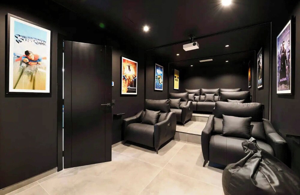 Villa Infinity