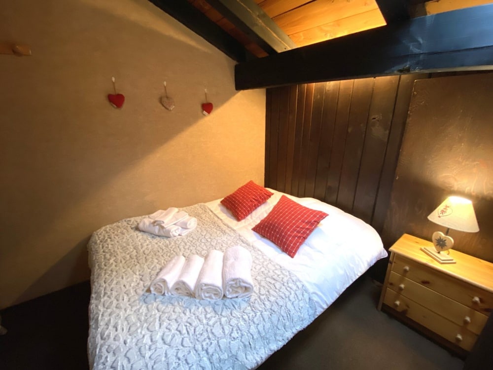 LA Pomme DE PIN 2 Appartement Avec Terrasse